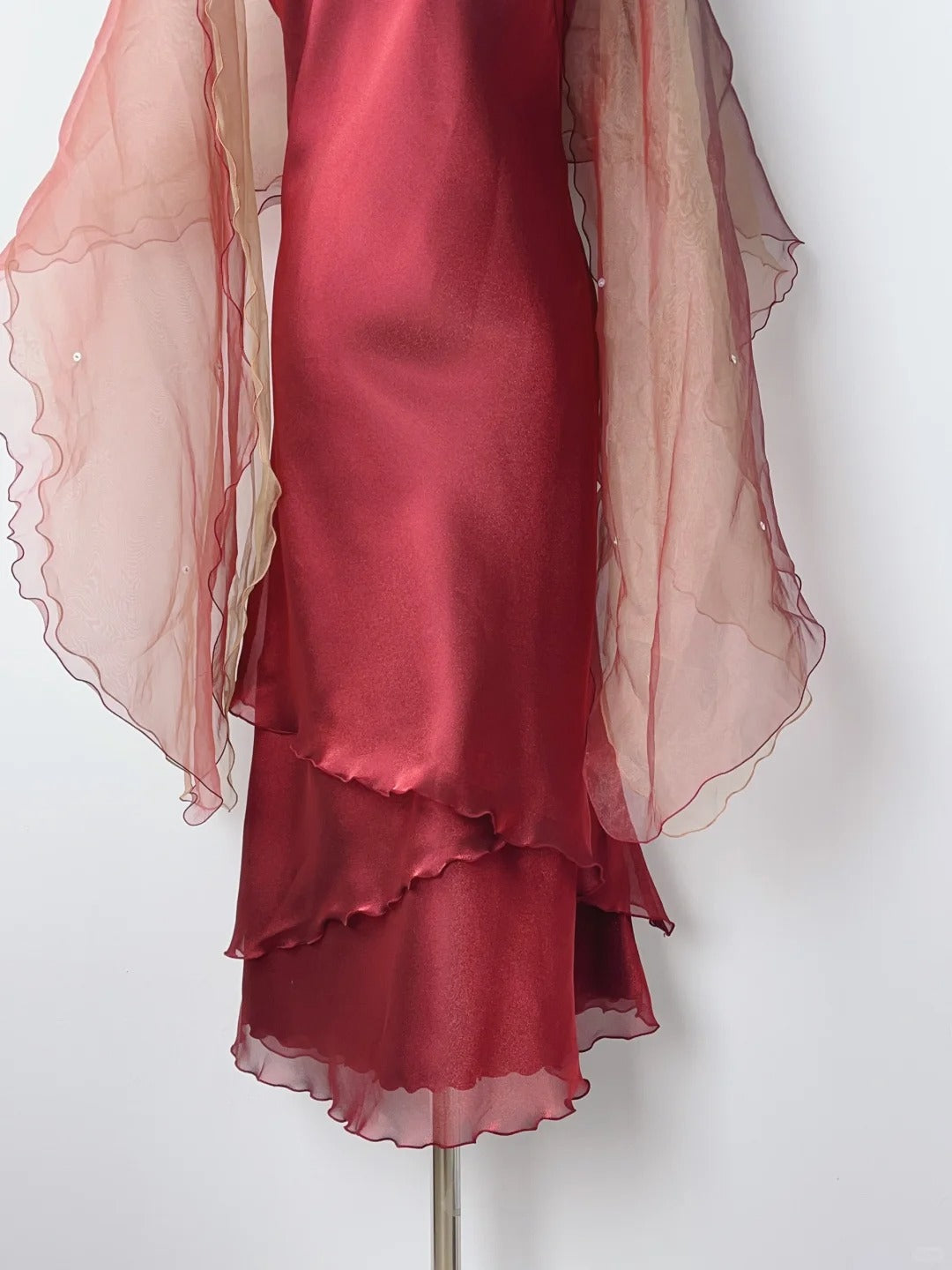 Elegant Burgundy Round Neck Homecoming Dress