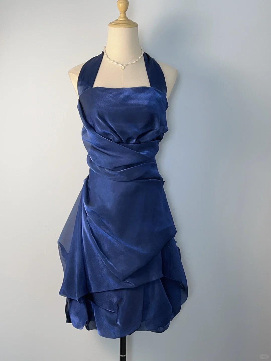 Elegant Halterneck Floral Skirt Homecoming Dress