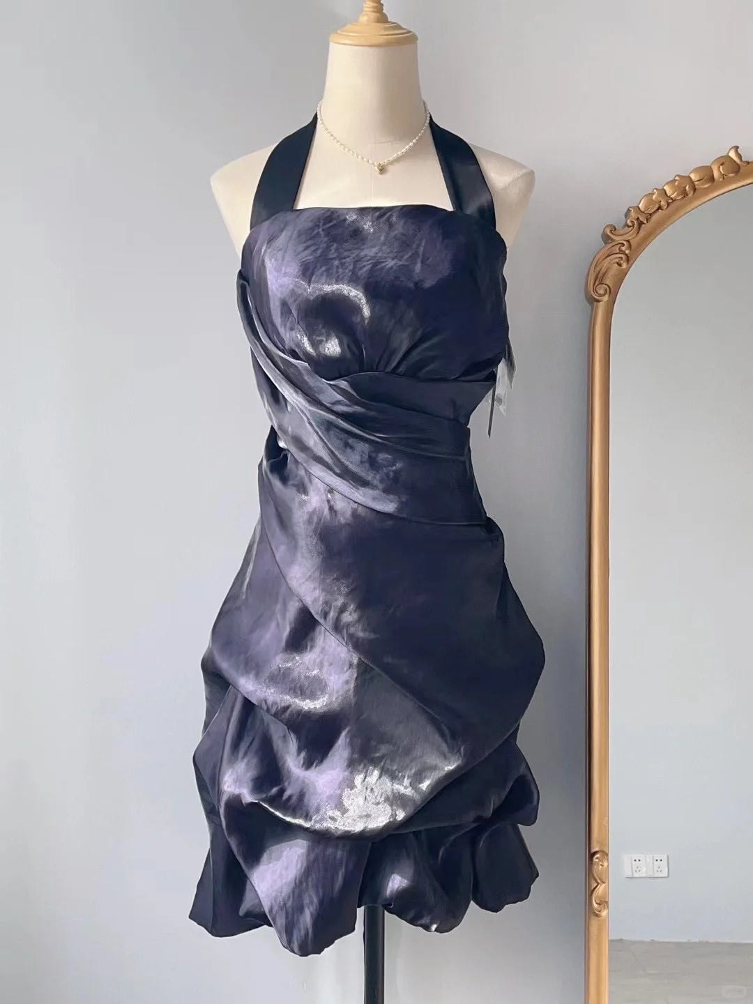 Elegant Halterneck Floral Skirt Homecoming Dress