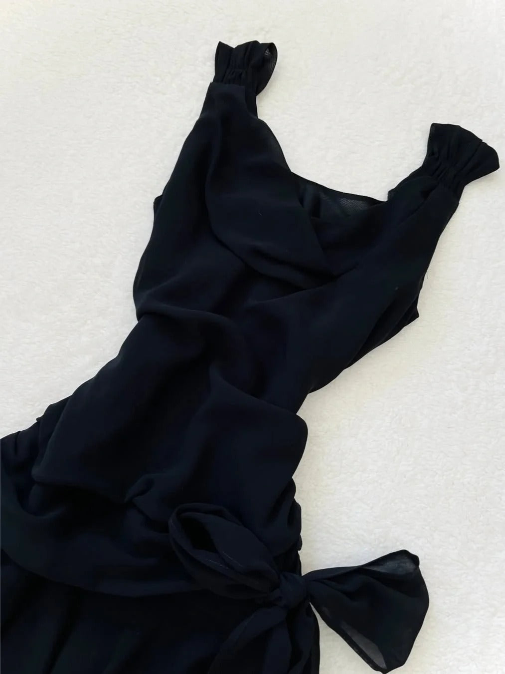 Cute Black Chiffon Strap Mini Homecoming Dress