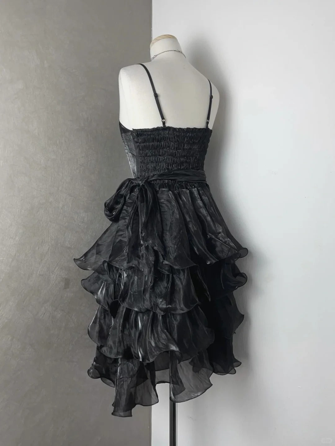 Chic Black Laser Spaghetti Strap Cake Skirt Homecoming Dress
