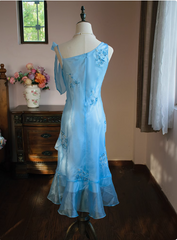 Cute Blue Beaded Ruffled Collar Birthday Party Homecoming Dress
