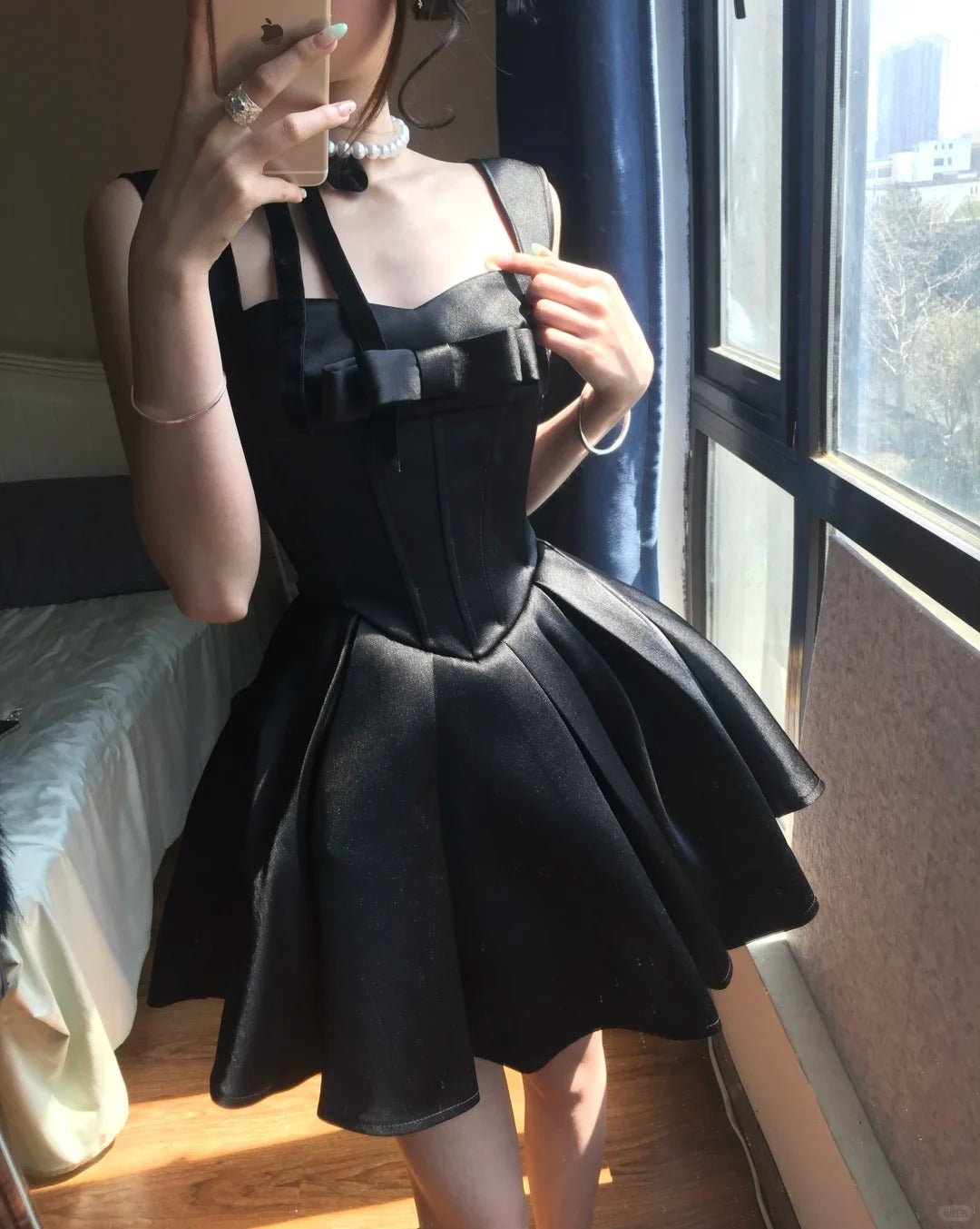 Cute Black Satin Bow A-Line Mini 17th Birthday Homecoming Dress