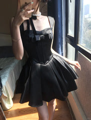 Cute Black Satin Bow A-Line Mini 17th Birthday Homecoming Dress