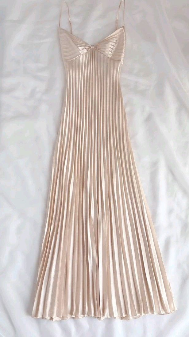 Champagne Spaghetti Straps Long Prom Dress Pleated Evening Dress